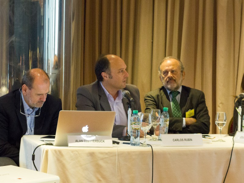 El desafío de cooperar y competir: diputados