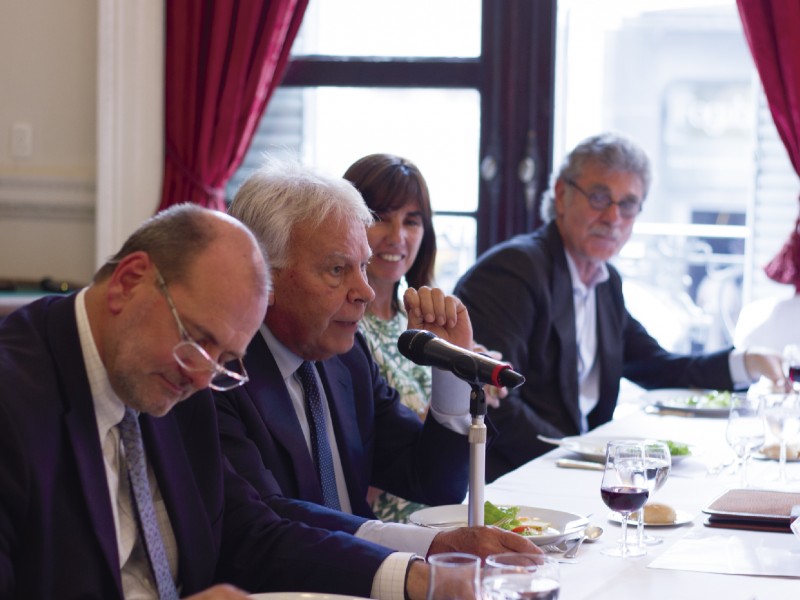Almuerzo junto a Felipe González