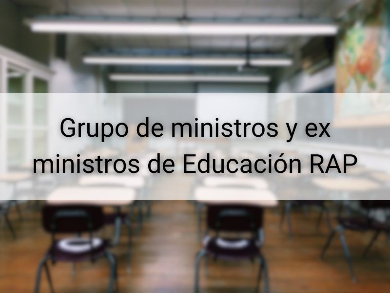 Grupo de ministros y ex ministros de Educación